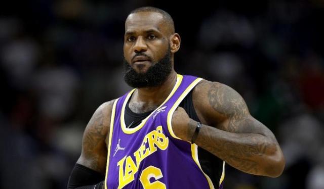 开云体育登录入口-与詹姆斯完成两年续约 湖人补强阵容更是刻不容缓